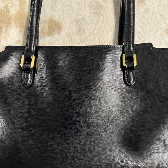 Ralph Lauren, Lauren, black leather bag with gold hardware and lettering. - Picture 8 of 10